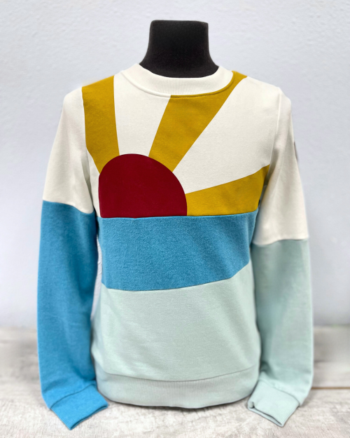 crew neck sweater with sun design