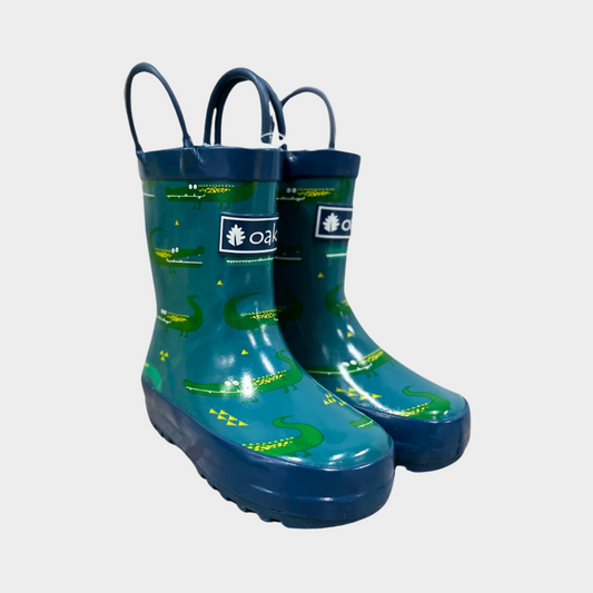 Kids rubber rain boots with crocodile pattern rubber and oaki logo. Black tread and loop handles.